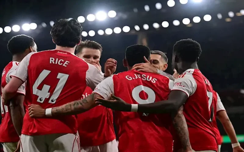 فوز ليفربول وخسارة تشيلسي.. تفاصيل نتائج الدوري الإنجليزي أمس 2025